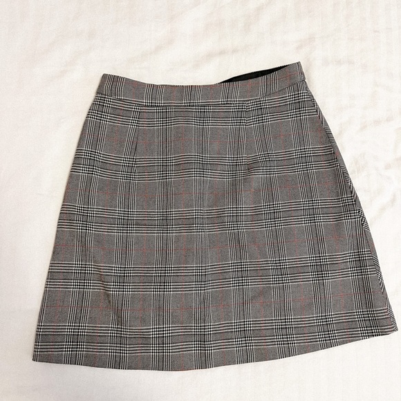 Zara Plaid Skirt - Picture 4 of 4